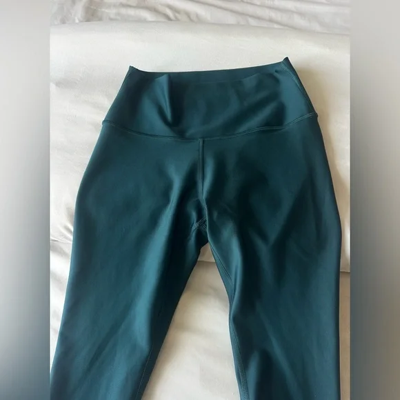ALO Yoga Midnight Green Leggings - Picture 1 of 6